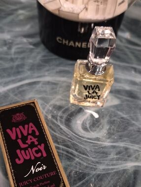 Juicy Couture Viva La Juicy Mini in Clear Glass with Pink Box Accents